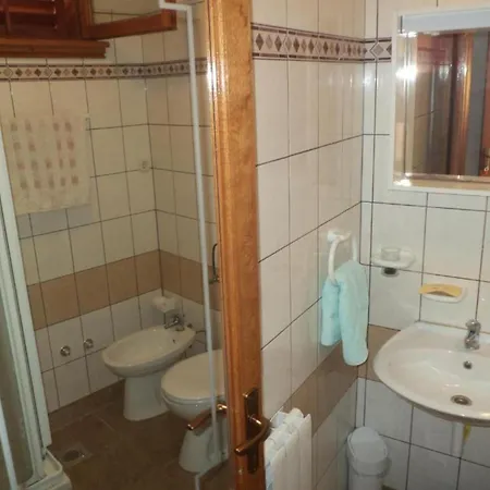 President - One Bedroom With Terrace And Sea View 5 Апартаменты