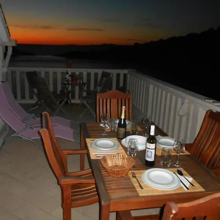 President - One Bedroom With Terrace And Sea View 5 Апартаменты *